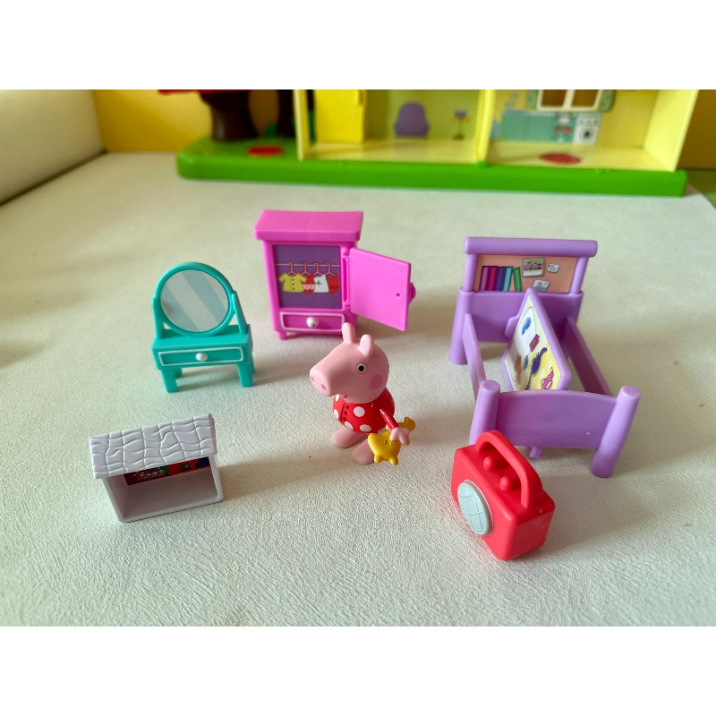 Hasbro Peppa Pig Family Set, R - đánh giá và giá Kids First Education